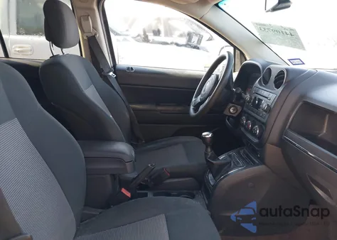 2013 Jeep Compass Sport z USA, uszkodzony, nr VIN 1C4NJCBB0DD218439